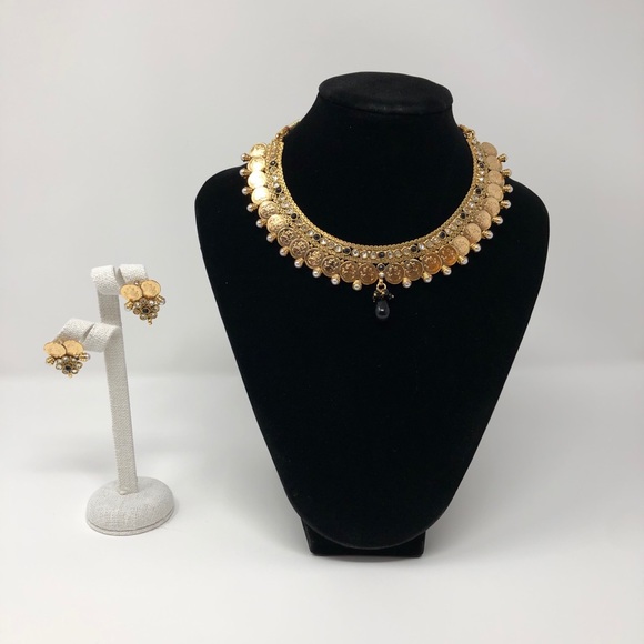 Eastern Jewellery - Picture 3 of 16